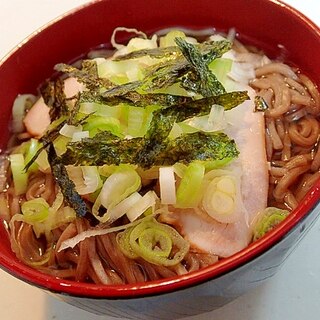 スモークチキン♡葱♡海苔のお蕎麦♬